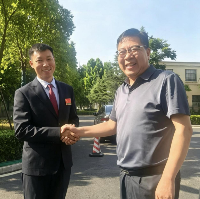 （挂网稿）河南省中西医结合医院任永朋同志入选援埃塞俄比亚医疗队即将出征351.png